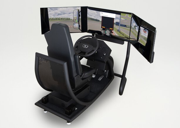 Fotografie des Simulator Pro von schräg hinten oben vor grauem Hintergrund